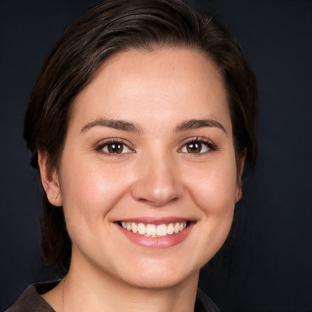 Лира Варданян